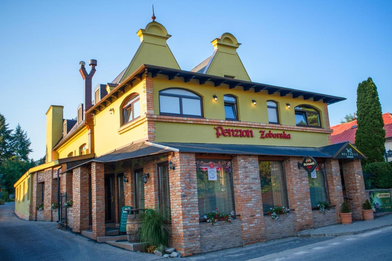 Penzion Wellness & Restaurant Zoborska, Free Parking Nitra Eksteriør billede