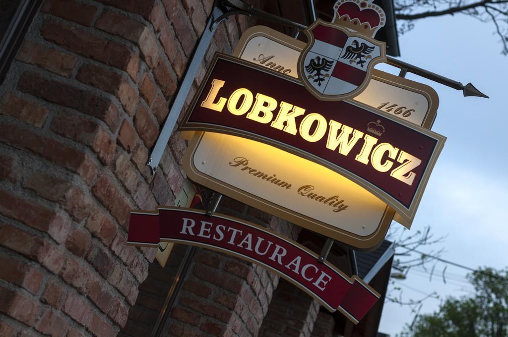 Penzion Wellness & Restaurant Zoborska, Free Parking Nitra Eksteriør billede